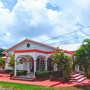 Sunny Palm Laborie